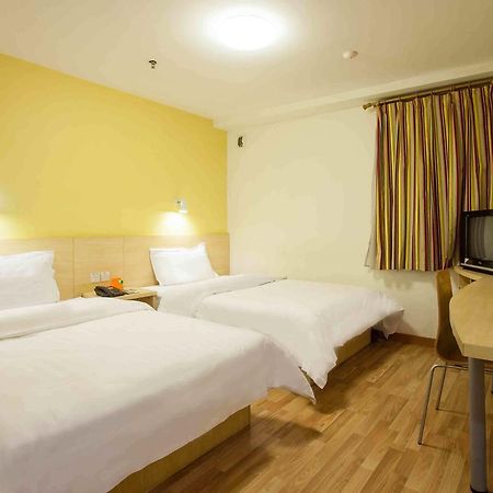 7Days Inn Dongguan Conference & Exhibition Center Pokój zdjęcie